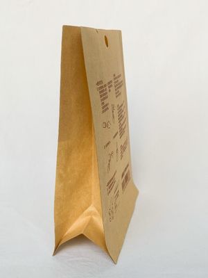 Maßgeschneiderte flache Untertasche mit Gravurdruck