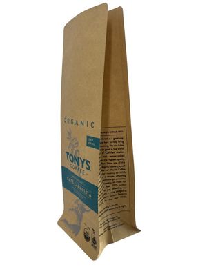 Kaffeepaket aus industriell gedrucktem Papier mit flacher Unterseite